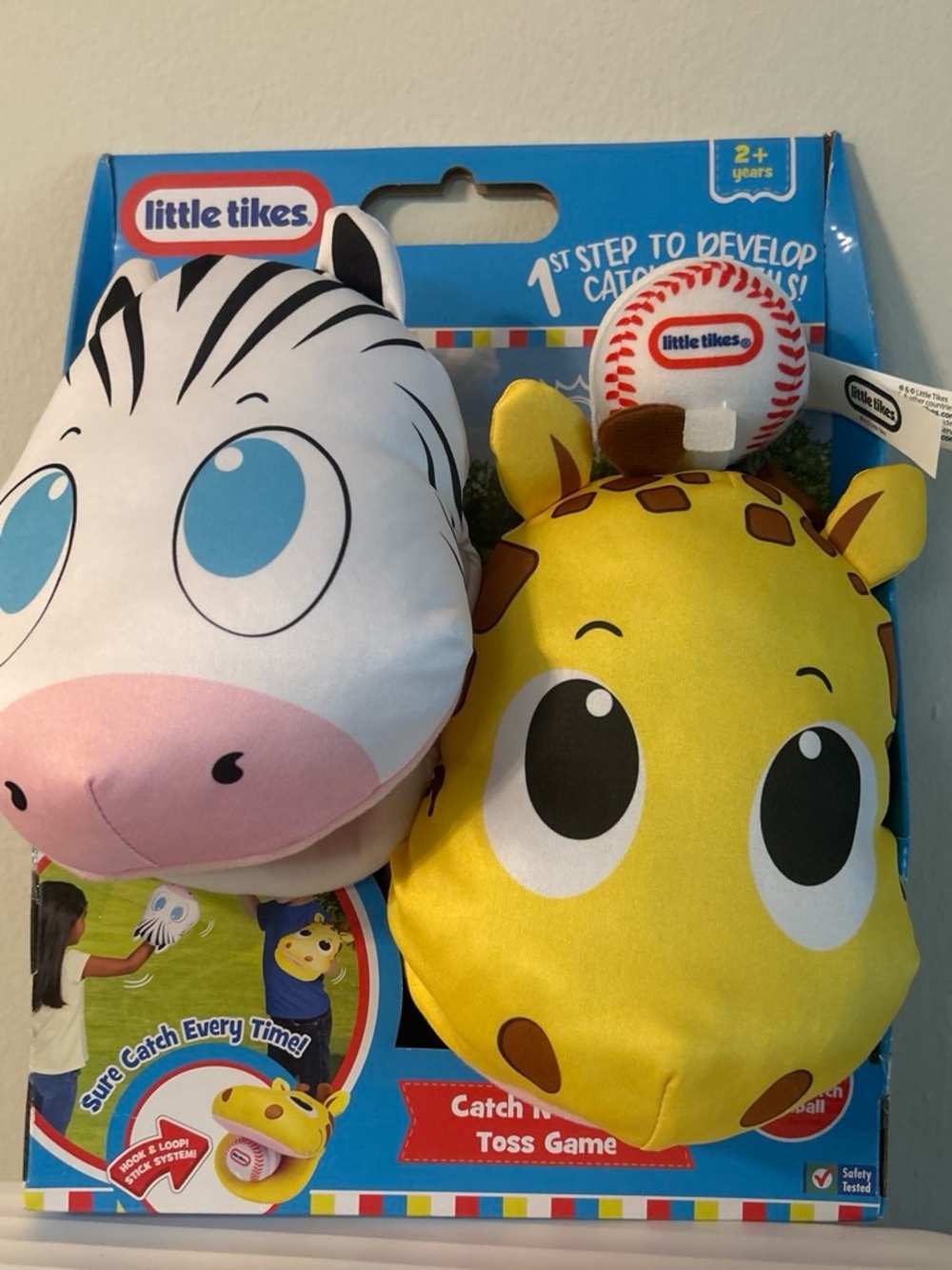 Little Tikes Yellow Giraffe & White Zebra Catch 'n Toss Plush Set